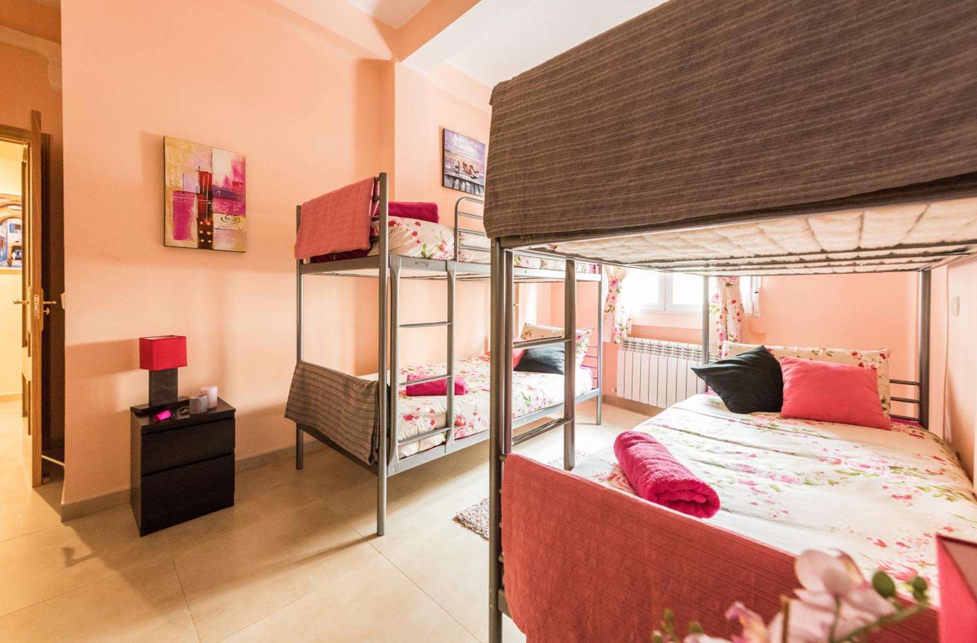 Apartamentos El Rastro Madrid Habitación foto