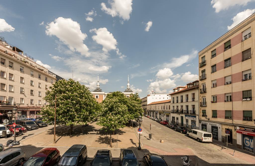 Apartamentos El Rastro Madrid Exterior foto