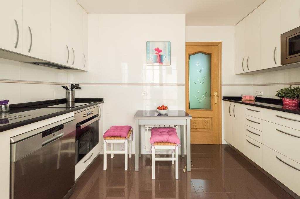 Apartamentos El Rastro Madrid Exterior foto